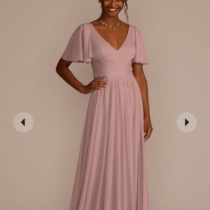 David’s Bridal F19933 Quartz size 16